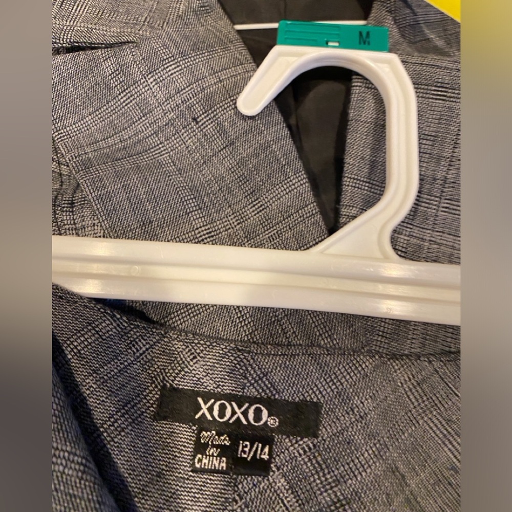 XOXO black & white pants suit.​ - Picture 7 of 9